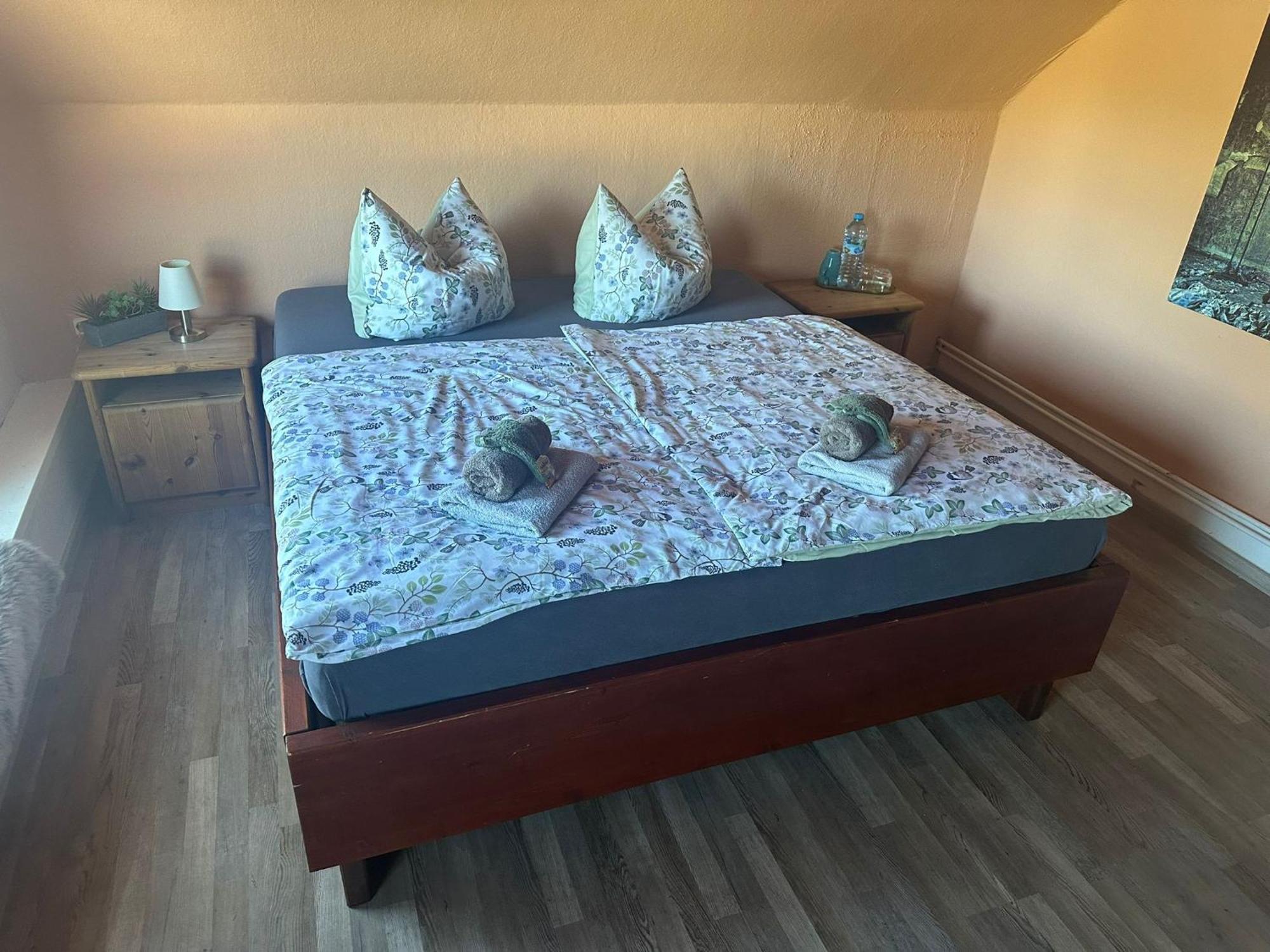Zentrale Doppelbettzimmer 诺登哈姆 外观 照片